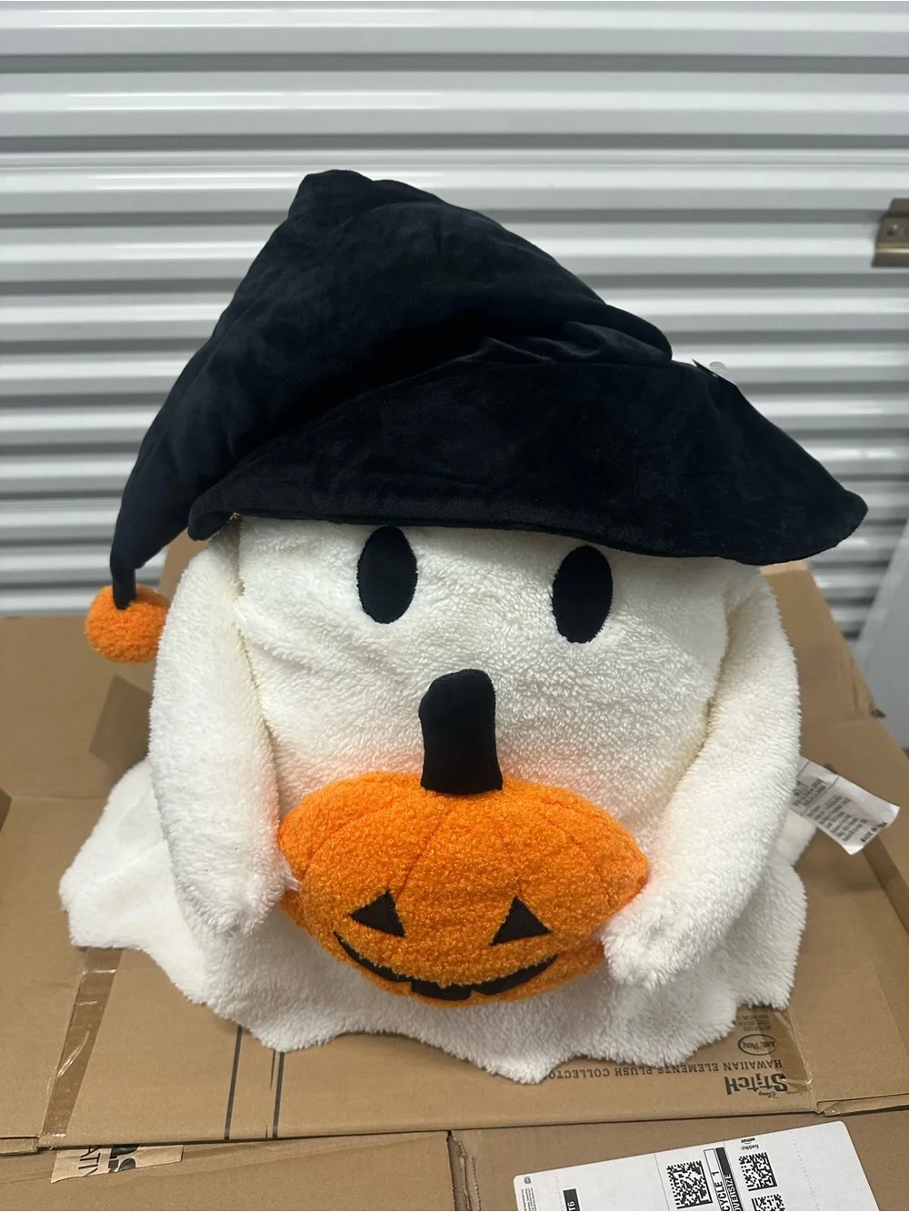NEW Large Plush Ghost Holding Pumpkin Witch Hat Halloween Decor Pillow